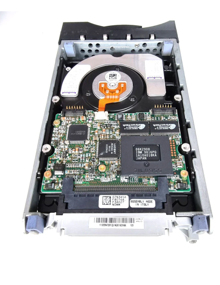 DYSK IBM 9,1GB SCSI U160 4MB 10K 3,5 RAMKA DDYS-T09170 19K1465 07N3850