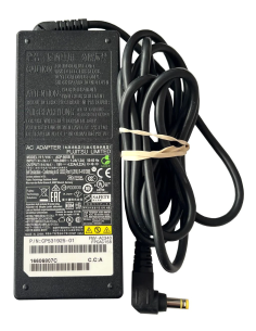 ZASILACZ ŁADOWARKA FUJITSU 19V 4.22A 80W ADP-80SB B CP531925-01