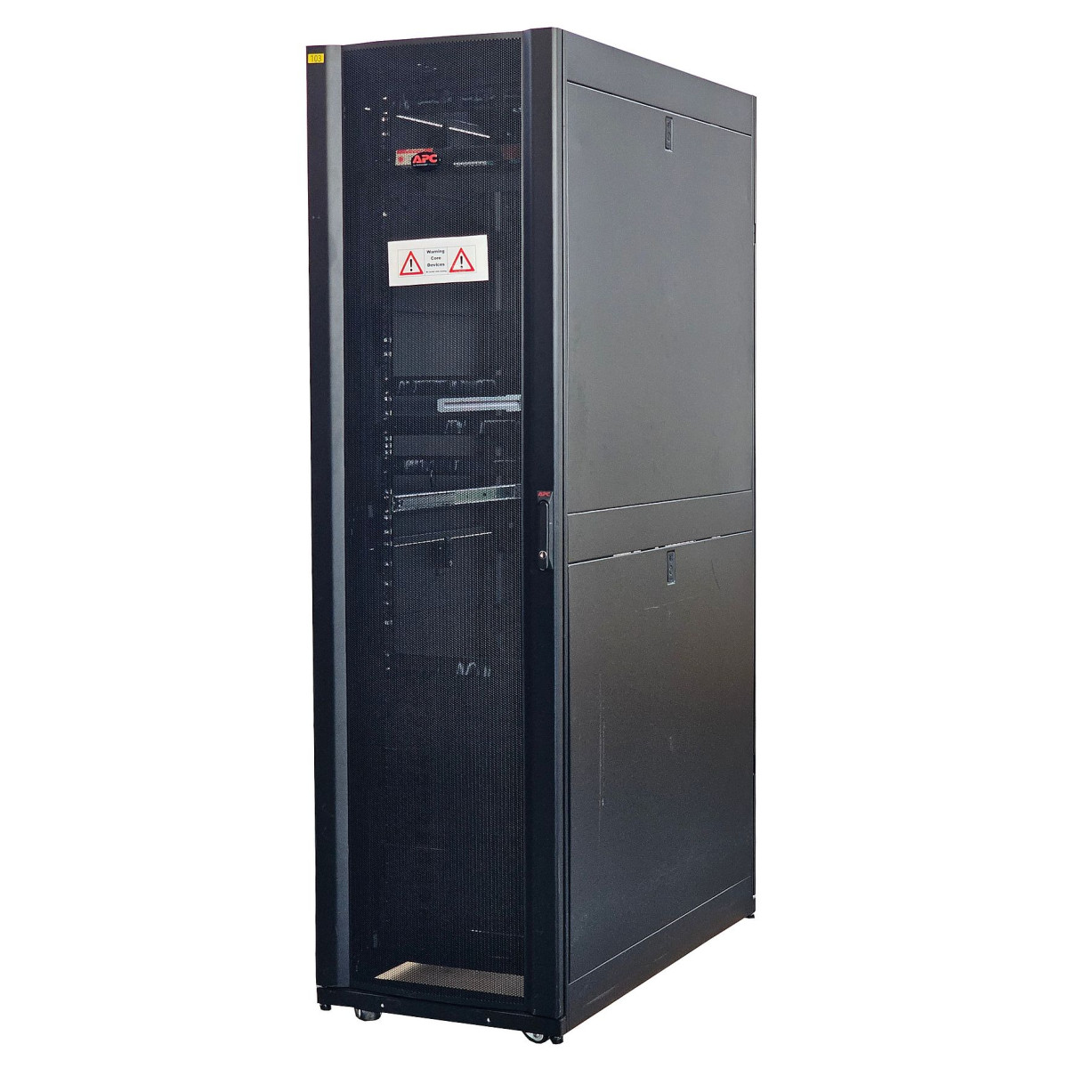 DUŻA SZAFA SERWEROWA APC AR3305 19' 45U 600x1200 KLUCZ ZŁOŻONA DUŻA SZAFA SERWEROWA APC AR3305 19' 45U 600x1200 KLUCZ ZŁOŻONA