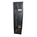 DUŻA SZAFA SERWEROWA APC AR3305 19' 45U 600x1200 1xPÓŁKA KLUCZ ZŁOŻONA DUŻA SZAFA SERWEROWA APC AR3305 19' 45U 600x1200 1xPÓŁKA KLUCZ ZŁOŻONA