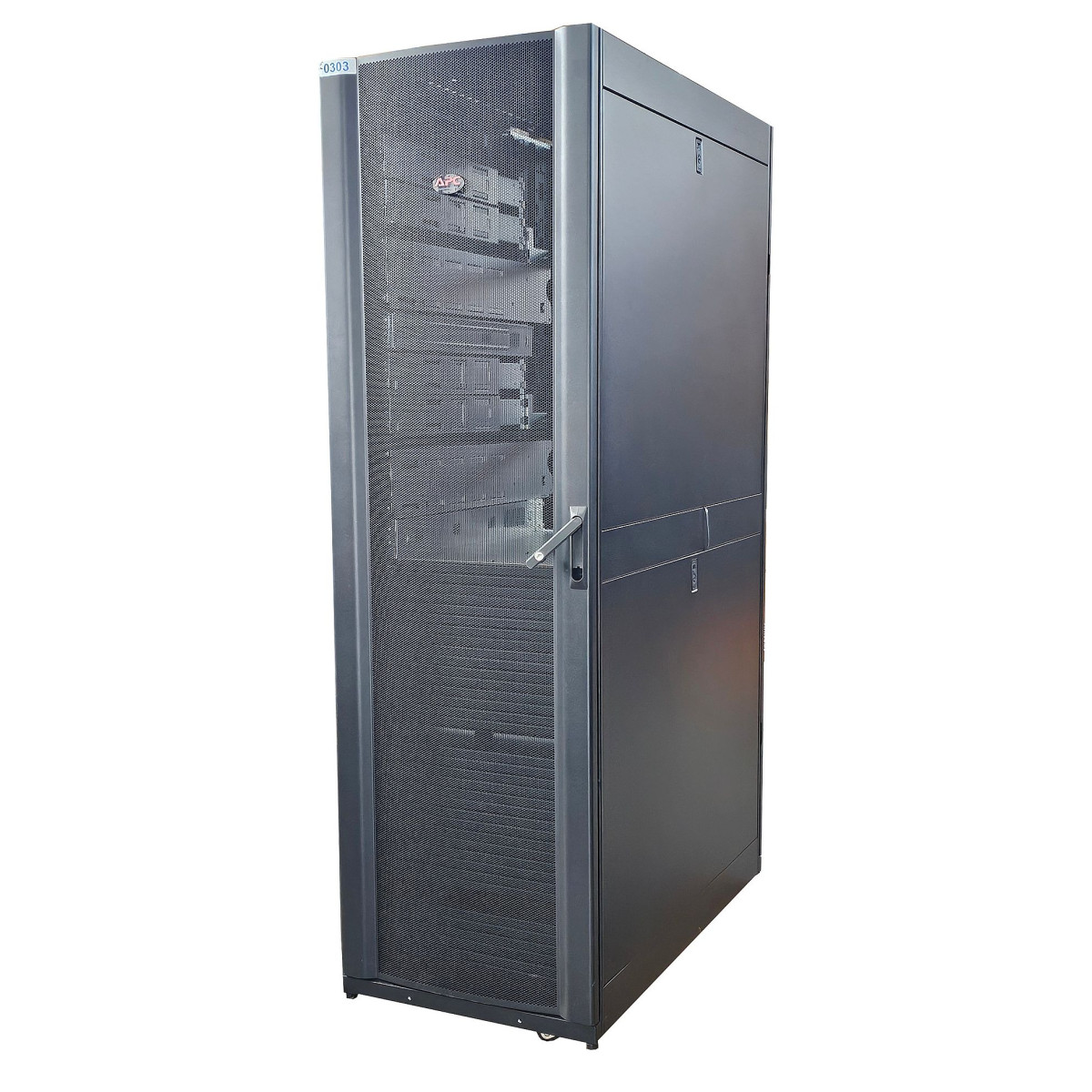 SZAFA RACK SERWEROWA APC AR3300 19'' 42U 600x1200 1xPÓŁKA MOCOWANIE ZŁOŻONA SZAFA RACK SERWEROWA APC AR3300 19'' 42U 600x1200 1xPÓŁKA MOCOWANIE ZŁOŻONA