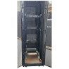 SZAFA RACK SERWEROWA APC AR3300 19' 42U 600x1200 1xORGANIZER KLUCZ ZŁOŻONA