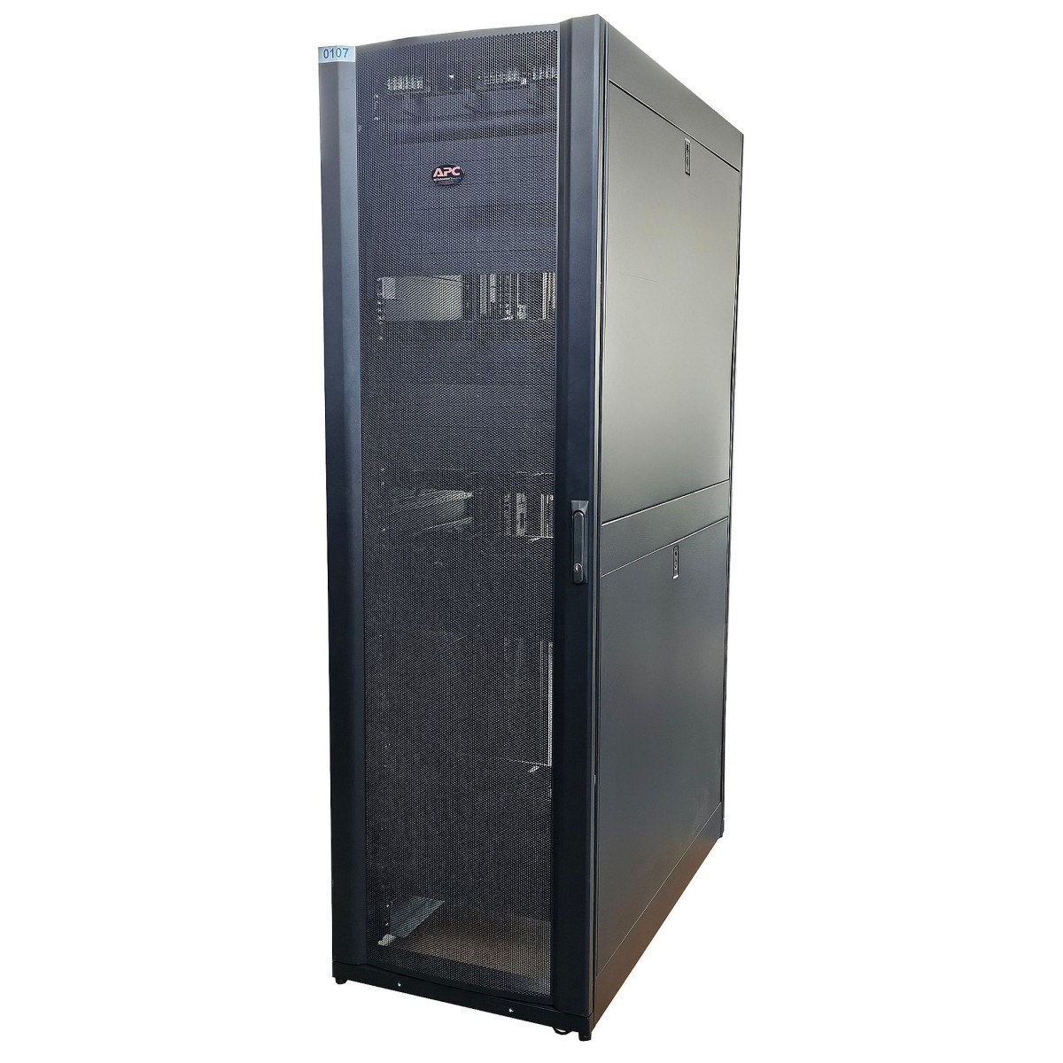 SZAFA RACK SERWEROWA APC AR3300 19' 42U 600x1200 1xORGANIZER KLUCZ ZŁOŻONA SZAFA RACK SERWEROWA APC AR3300 19' 42U 600x1200 1xORGANIZER KLUCZ ZŁOŻONA