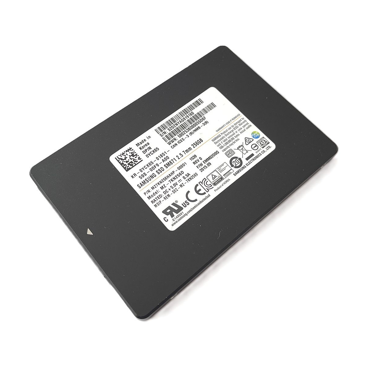 DYSK DELL SAMSUNG SM871 256GB SATA SSD 6G 2,5 7MM MZ-7KN256D 0YCX65